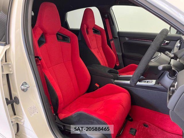 Honda CIVIC 2025-11 8129378-11