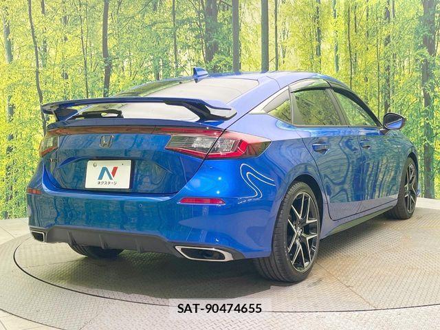 Honda CIVIC 2022-08 8129388-16