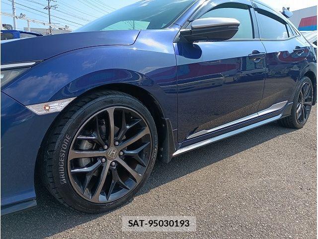 Honda CIVIC 2020-05 8129394-10