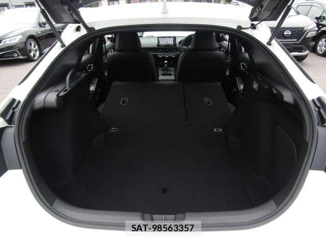 Honda CIVIC 2022-09 8129381-10