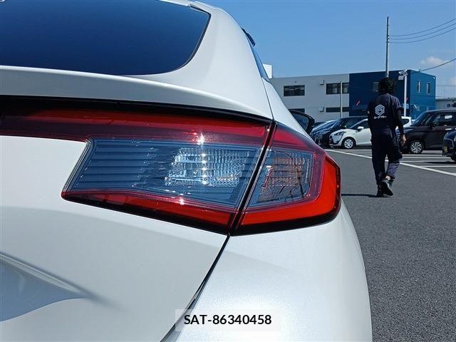 Honda CIVIC 2022-03 8129395-11