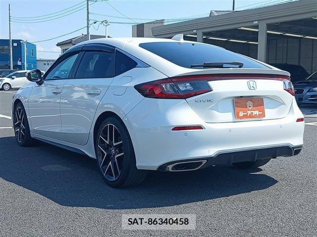 Honda CIVIC 2022-03 8129395-21
