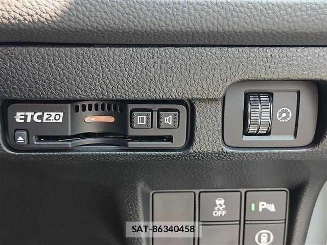 Honda CIVIC 2022-03 8129395-5