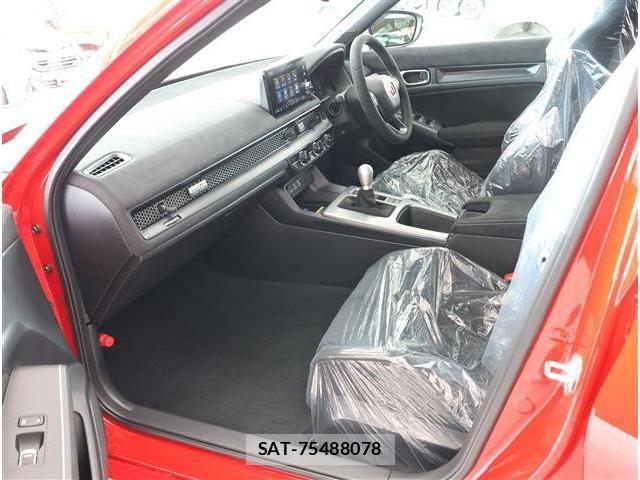 Honda CIVIC 2026-06 8129379-17