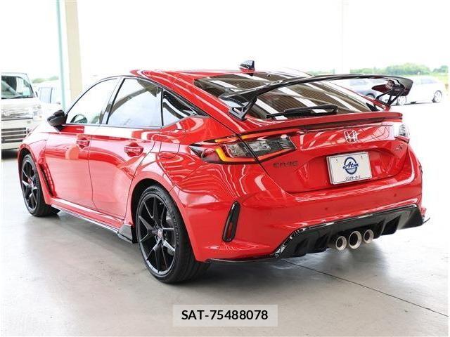 Honda CIVIC 2026-06 8129379-26