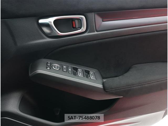 Honda CIVIC 2026-06 8129379-6