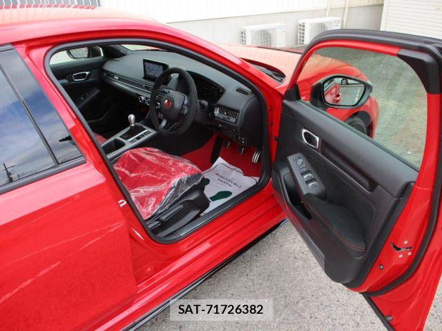 Honda CIVIC 2026-01 8145590-19