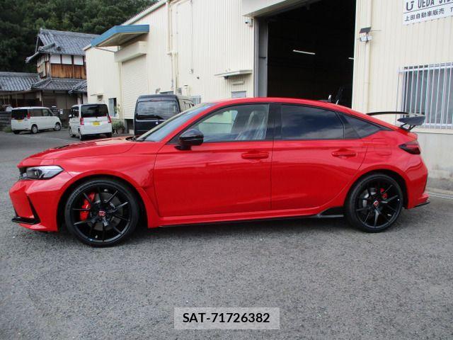 Honda CIVIC 2026-01 8145590-3