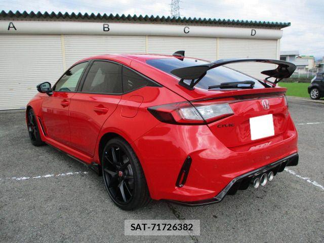 Honda CIVIC 2026-01 8145590-6