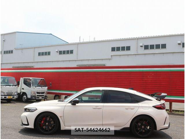 Honda CIVIC 2025-12 8158155-28