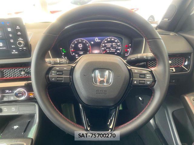 Honda CIVIC 2025-03 8206863-10