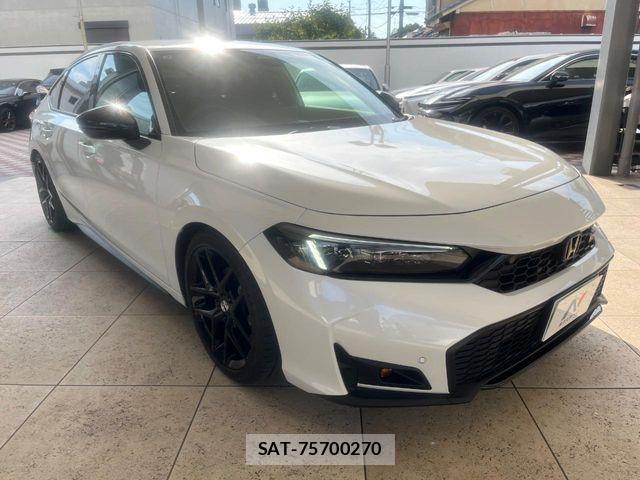 Honda CIVIC 2025-03 8206863-15