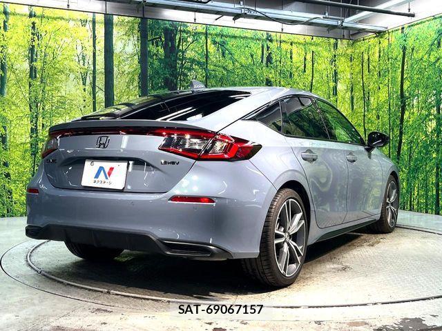 Honda CIVIC 2025-11 8206860-16