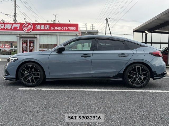 Honda CIVIC 2023-06 8206865-8