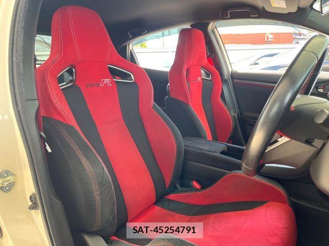Honda CIVIC 2018-03 8206859-9