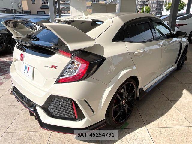 Honda CIVIC 2018-03 8206859-17
