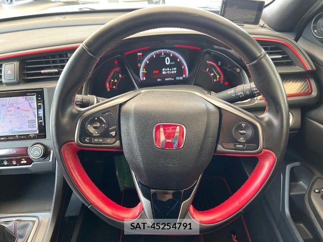 Honda CIVIC 2018-03 8206859-8
