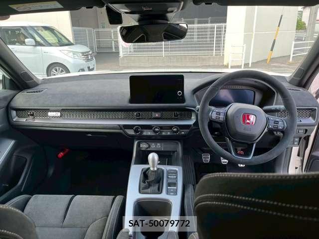 Honda CIVIC 2025-10 8206853-11