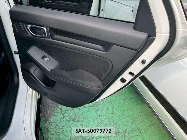 Honda CIVIC 2025-10 8206853-12