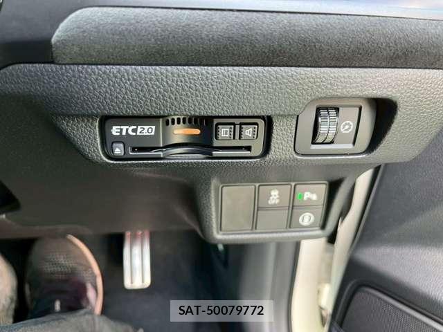 Honda CIVIC 2025-10 8206853-29