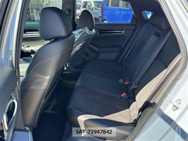 Honda CIVIC 2025-02 8206864-7