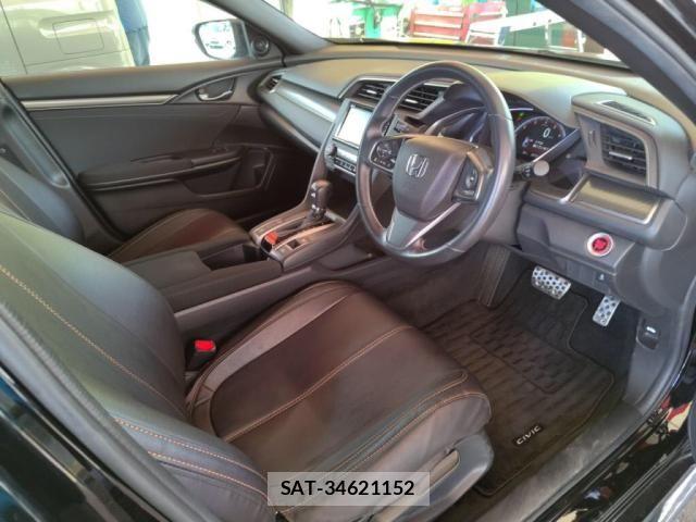 Honda CIVIC 2017-11 8206875-20