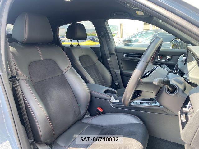 Honda CIVIC 2024-04 8206872-10