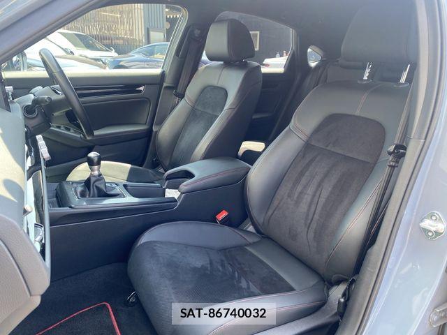Honda CIVIC 2024-04 8206872-11