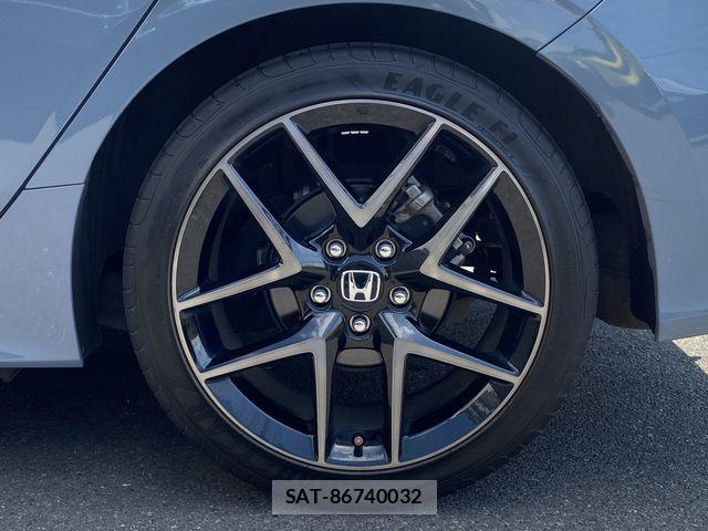 Honda CIVIC 2024-04 8206872-28