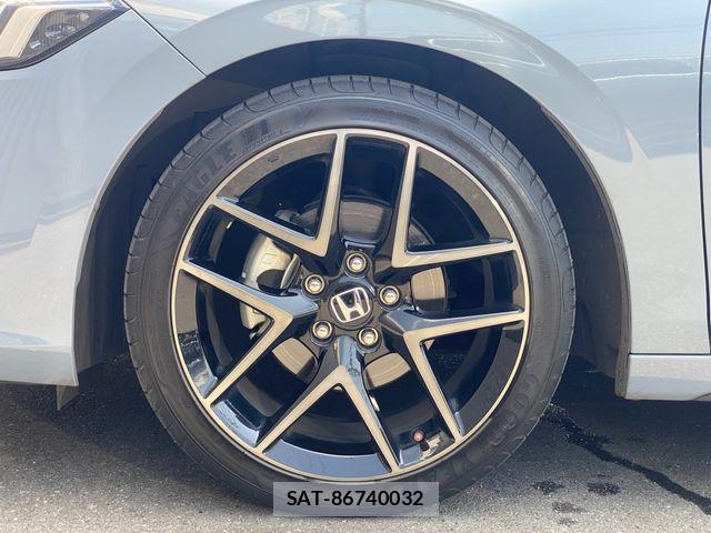 Honda CIVIC 2024-04 8206872-29