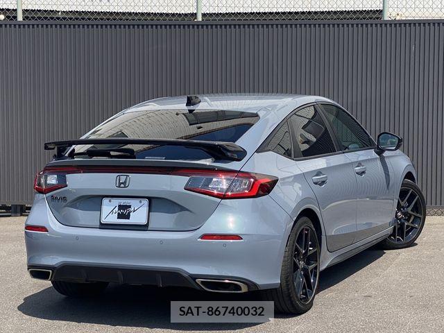 Honda CIVIC 2024-04 8206872-6