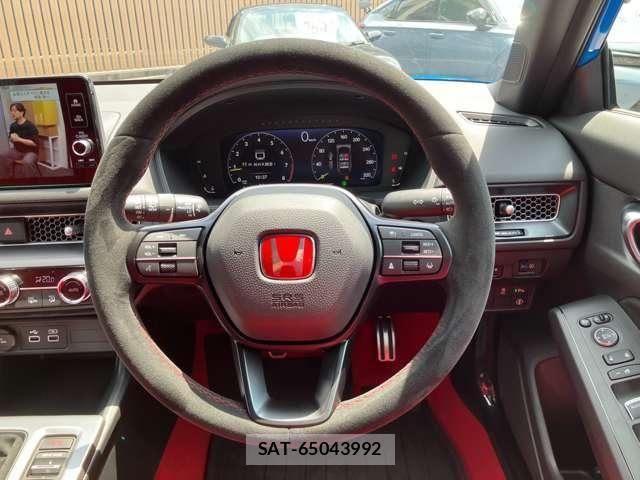 Honda CIVIC 2024-10 8206855-10