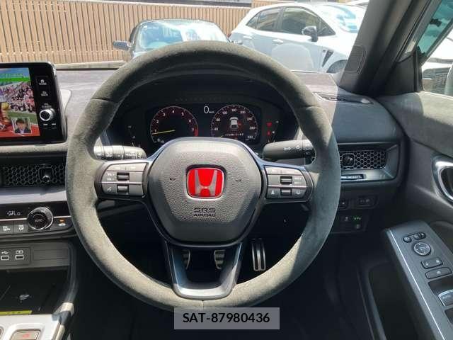 Honda CIVIC 2025-07 8206852-10