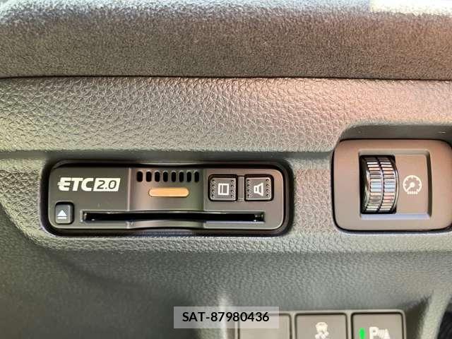 Honda CIVIC 2025-07 8206852-27