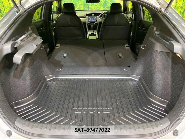 Honda CIVIC 2019-02 8206877-9
