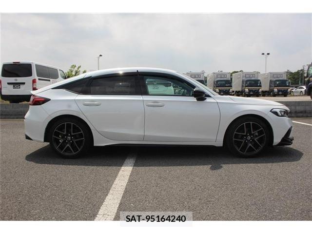 Honda CIVIC 2023-09 8206874-9
