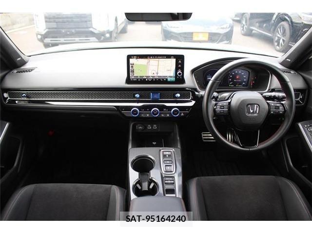 Honda CIVIC 2023-09 8206874-16