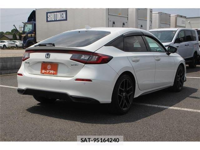 Honda CIVIC 2023-09 8206874-22
