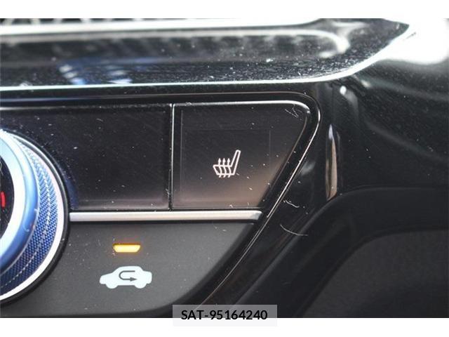 Honda CIVIC 2023-09 8206874-4