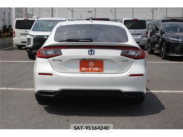 Honda CIVIC 2023-09 8206874-8