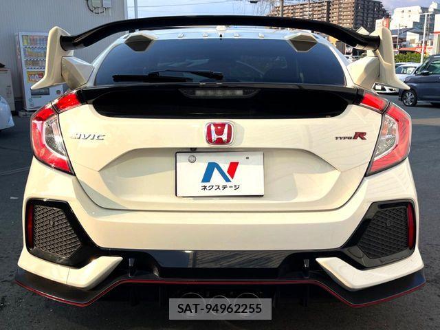Honda CIVIC 2018-11 8206862-14