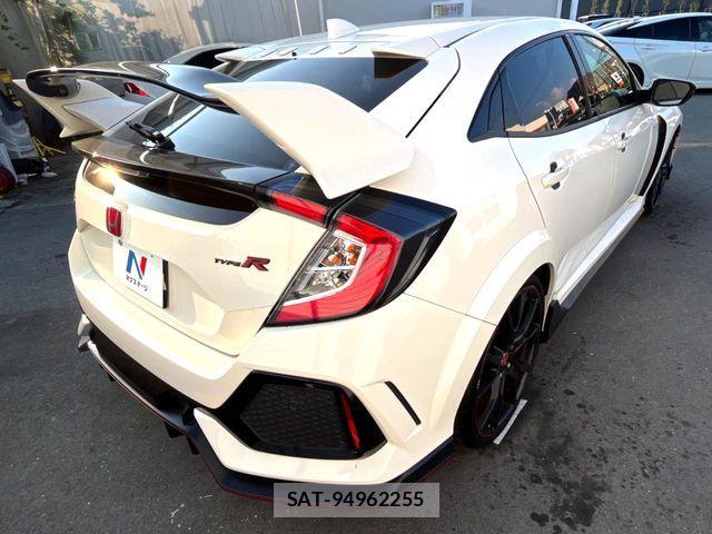 Honda CIVIC 2018-11 8206862-16