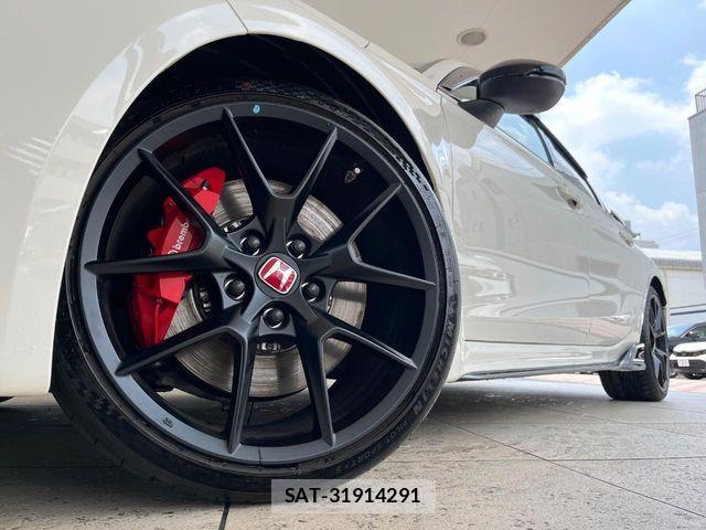 Honda CIVIC 2025-07 8206858-13