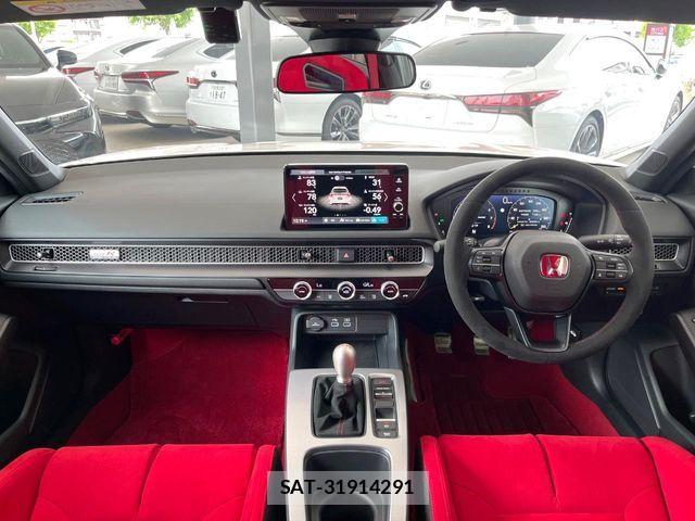 Honda CIVIC 2025-07 8206858-1