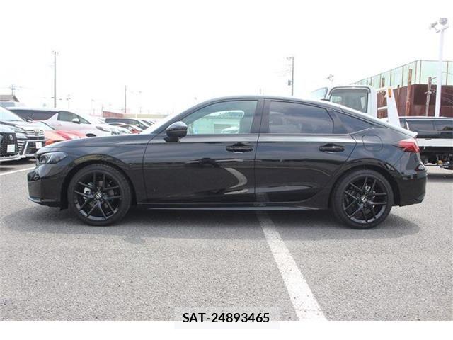 Honda CIVIC 2026-06 8206861-10
