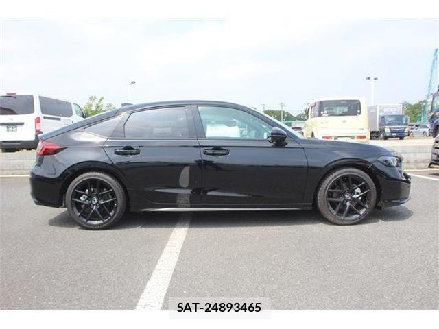 Honda CIVIC 2026-06 8206861-14