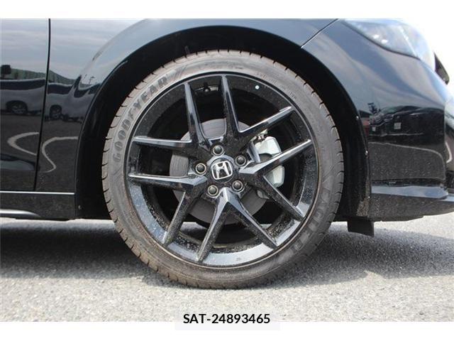 Honda CIVIC 2026-06 8206861-15