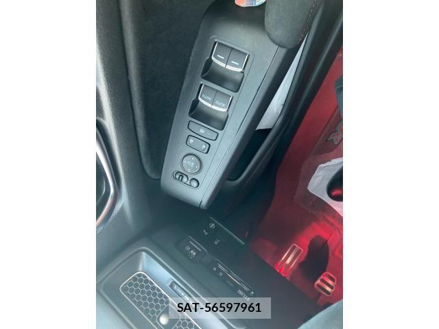 Honda CIVIC 2023-09 8229261-15