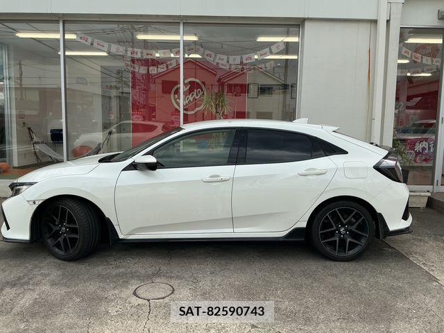 Honda CIVIC 2018-10 8229266-5