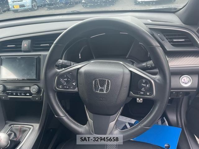 Honda CIVIC 2018-01 8229264-9